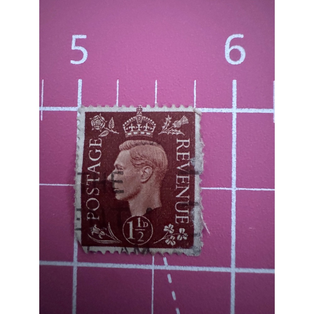 Great Britain King George VI 1 1/2d Maroon Postage Revenue Stamp Vintage Used
